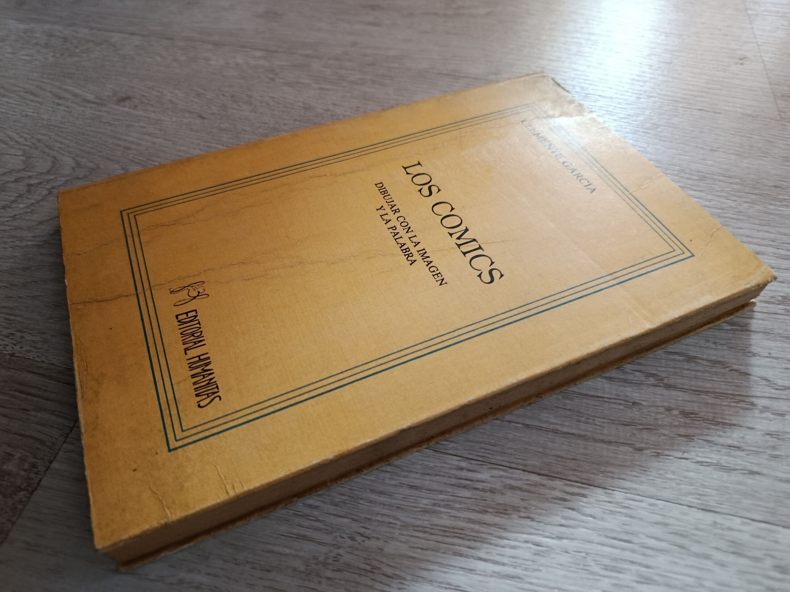 Los Cómics - Dibujar con la imagen y la palabra - libro - 2