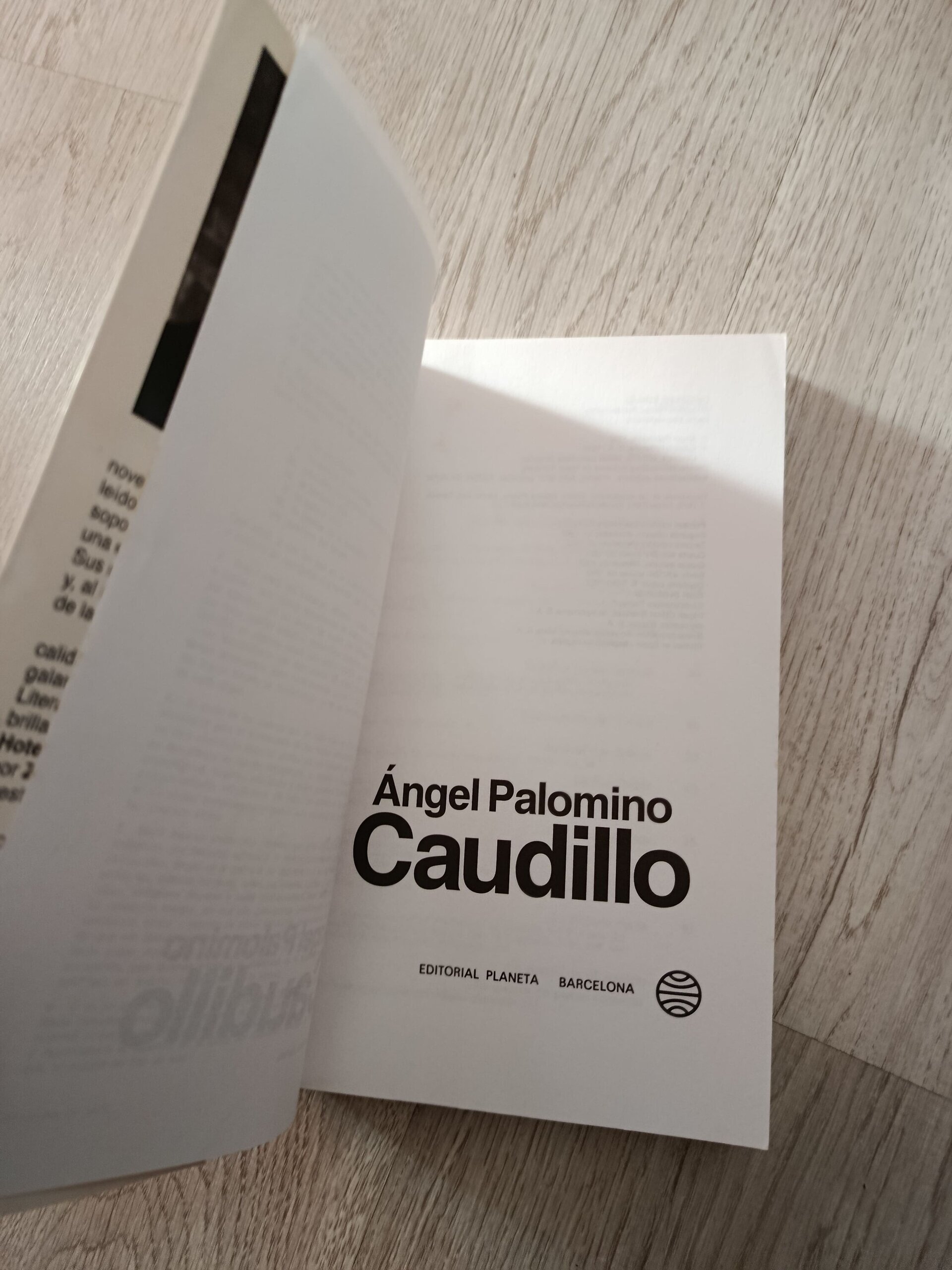 Caudillo - libro - 5