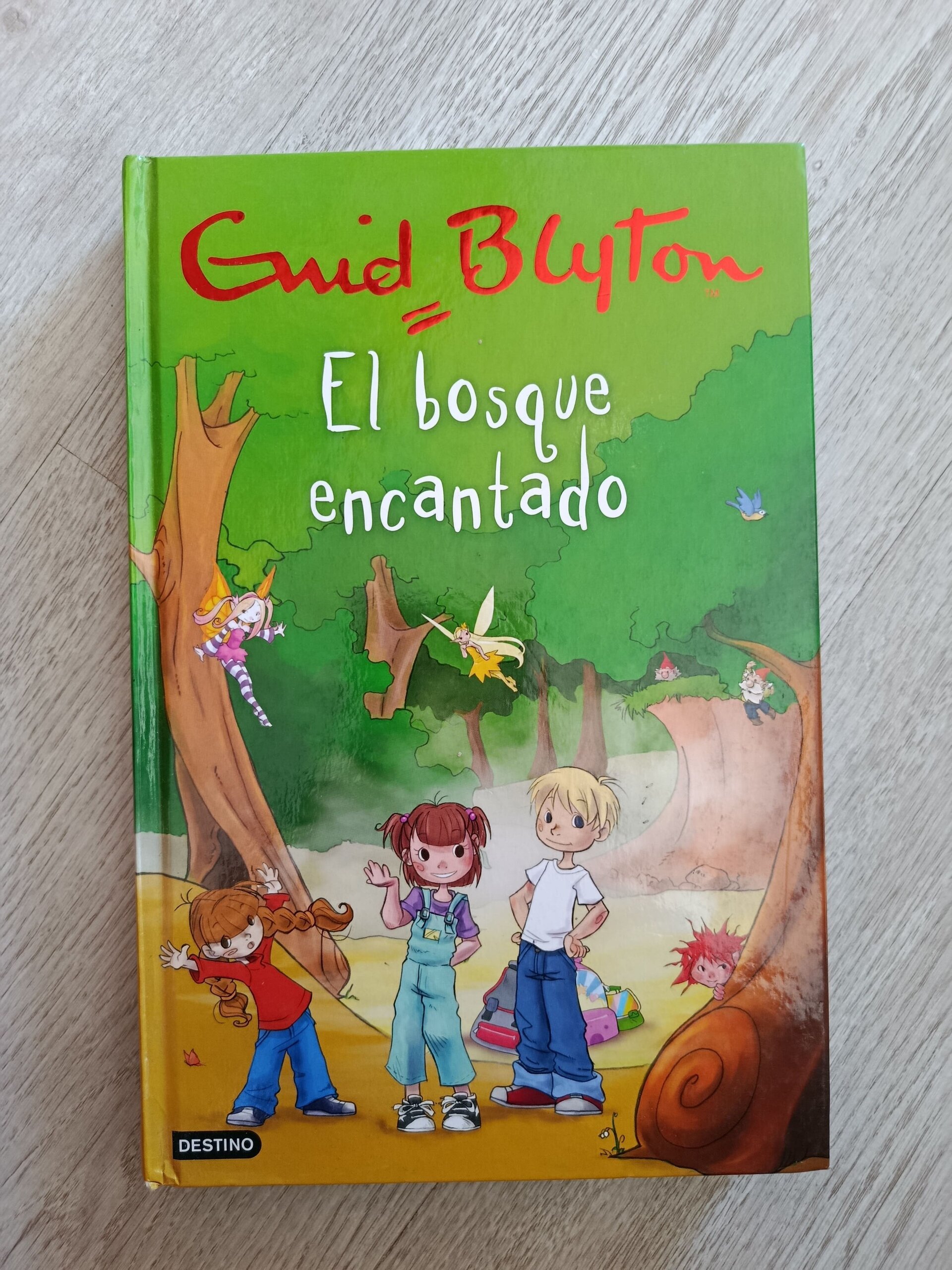 Enid Blyton  - El bosque encantado - 1