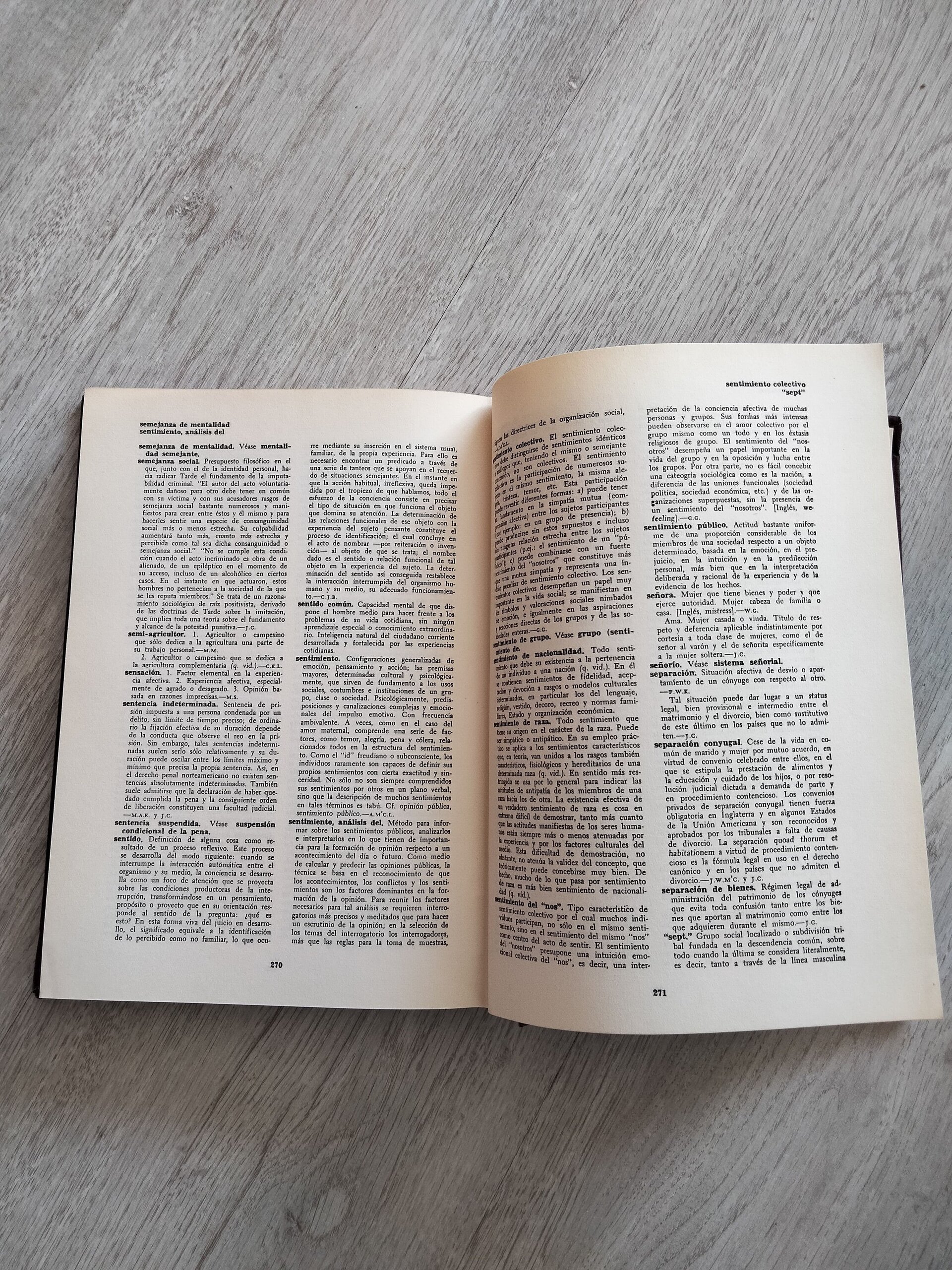 Diccionario de Sociología - libro - 6