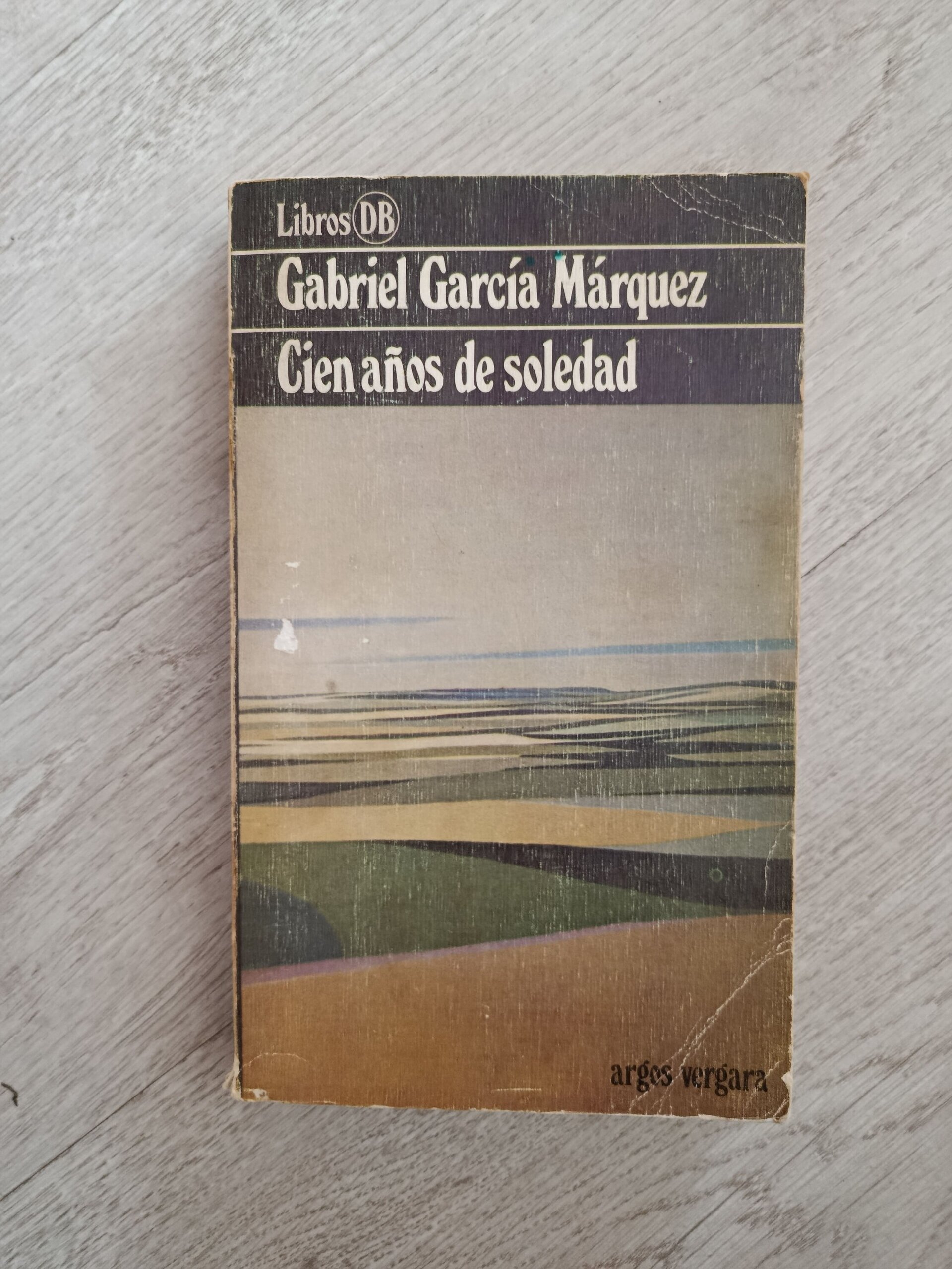 Cien años de soledad libro - 1