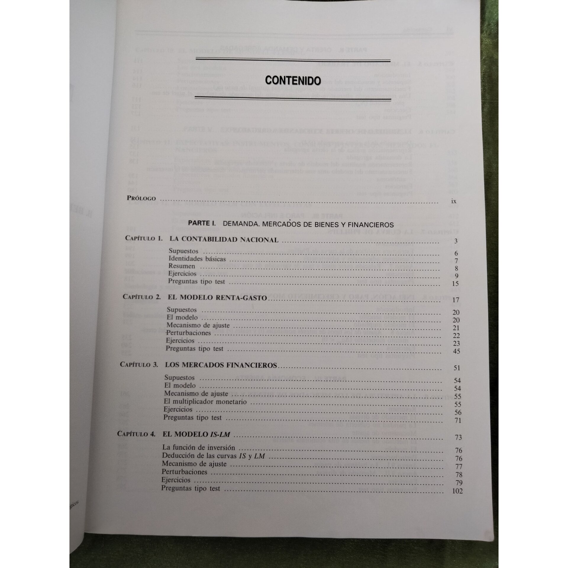 Macroeconomía - 4