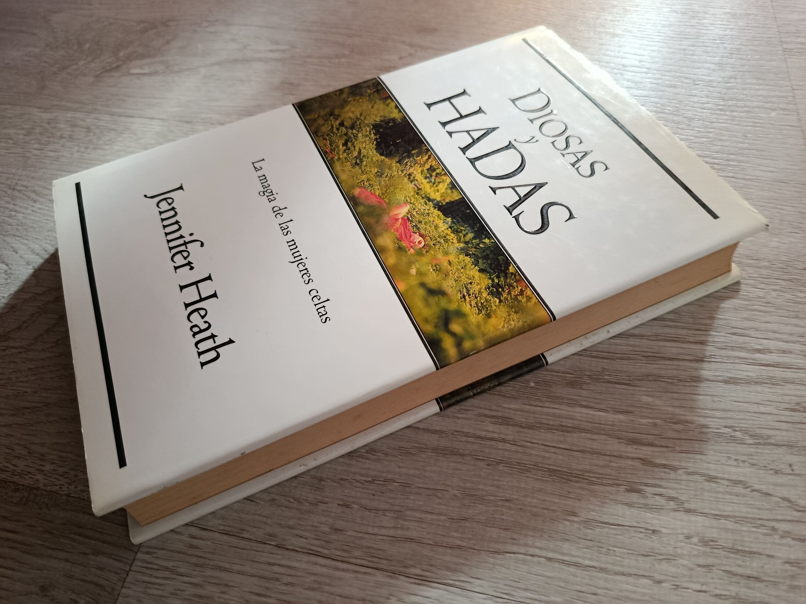 Diosas y Hadas - La magia de las mujeres celtas - libro - 2