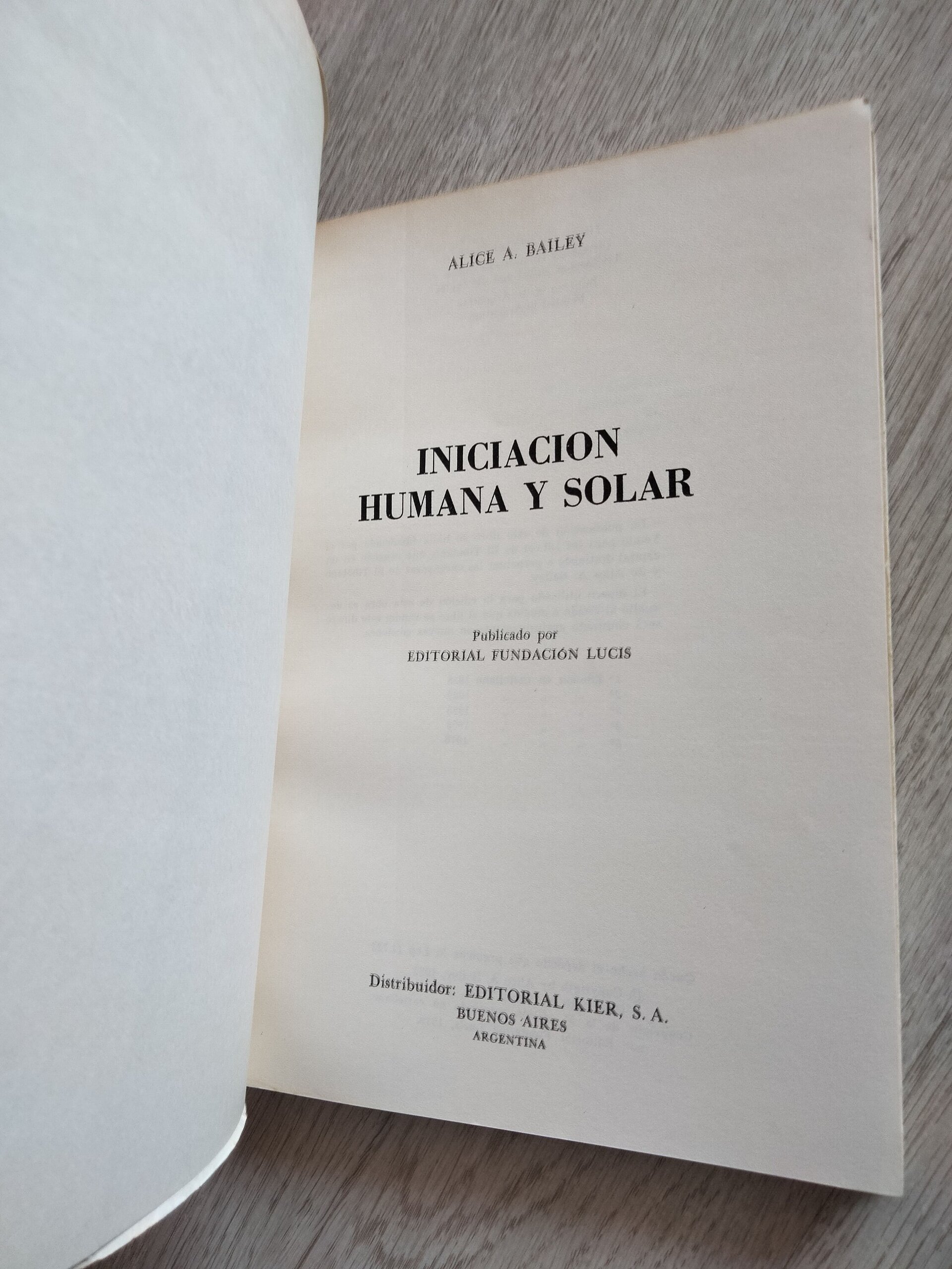 Iniciación humana y solar - A. Bailey - 2